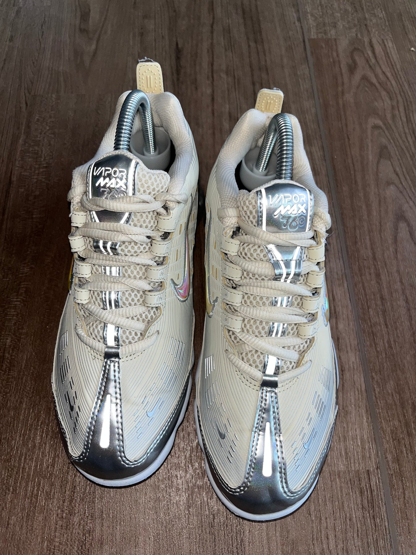 🔥 Nike Air Vapormax 360 Metallic Silver Supreme - RRP £250 - Size Uk 6