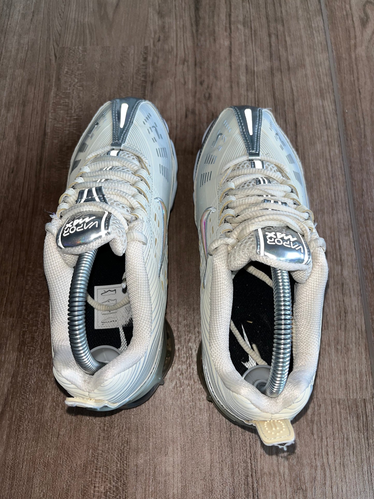 🔥 Nike Air Vapormax 360 Metallic Silver Supreme - RRP £250 - Size Uk 6