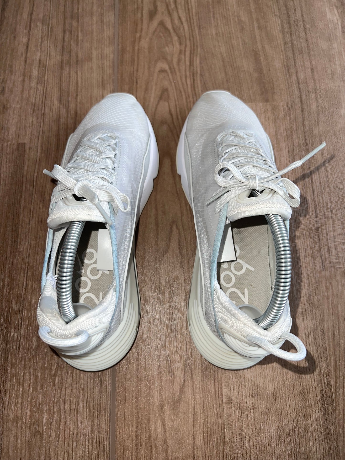 🔥 Nike Air Max 2090 Photon Dust - RRP £135 - Size Uk 4