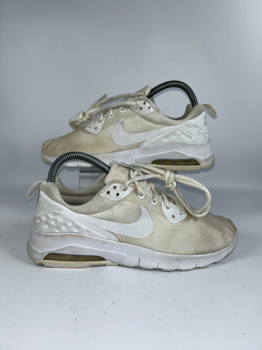 🔥 Nike Air Running White Trainers Shoes Sneaker - RRP £90 - Size Uk 5.5