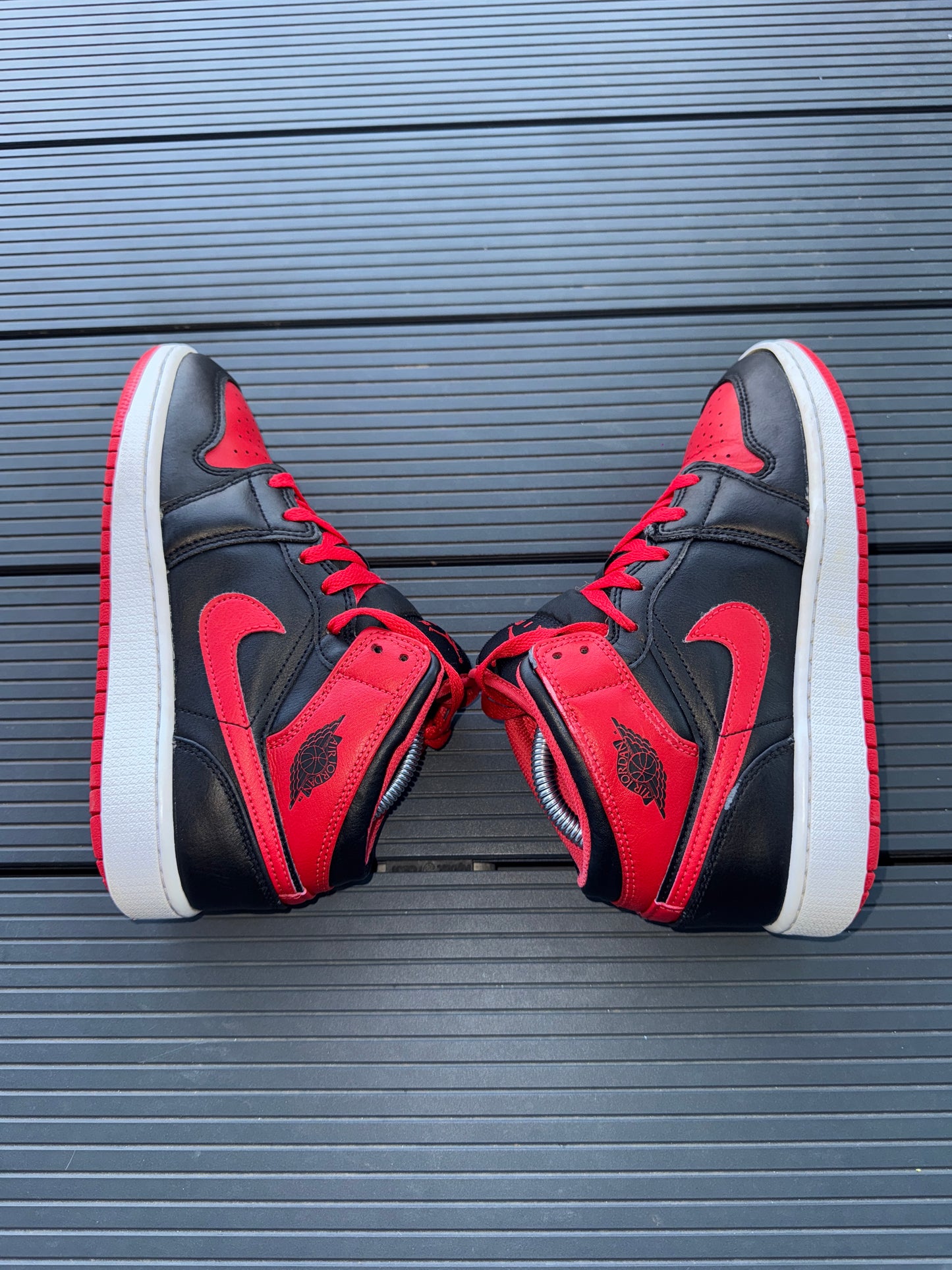 🔥 Nike Air Jordan 1 One Mids Red & Black - RRP £145 - Size Uk 5.5