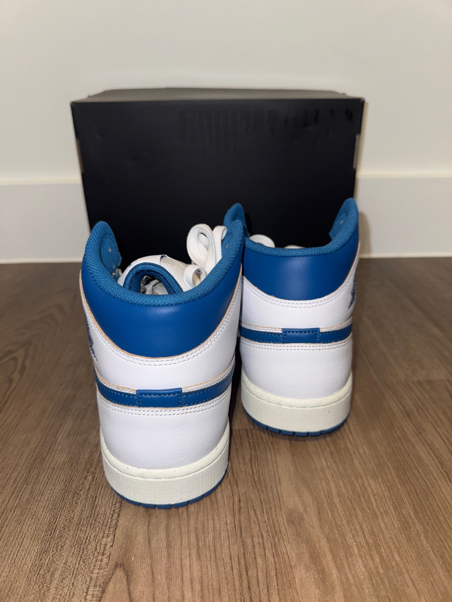 🔥 Nike Air Jordan One 1 High Blue & White - RRP £145 - Size Uk 9.5