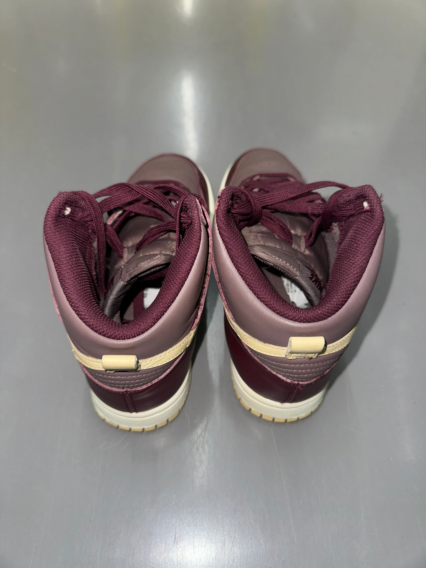 Nike Dunk High Burgundy - RRP £ 145 - Size Uk 4